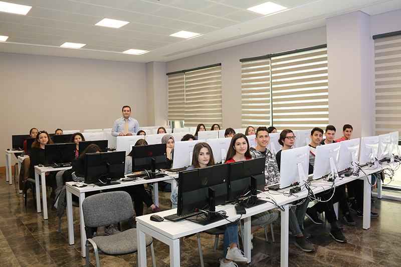 İstanbul 29 Mayıs Üniversitesi Ekonomi (İngilizce) Bölümü Python Eğitimi